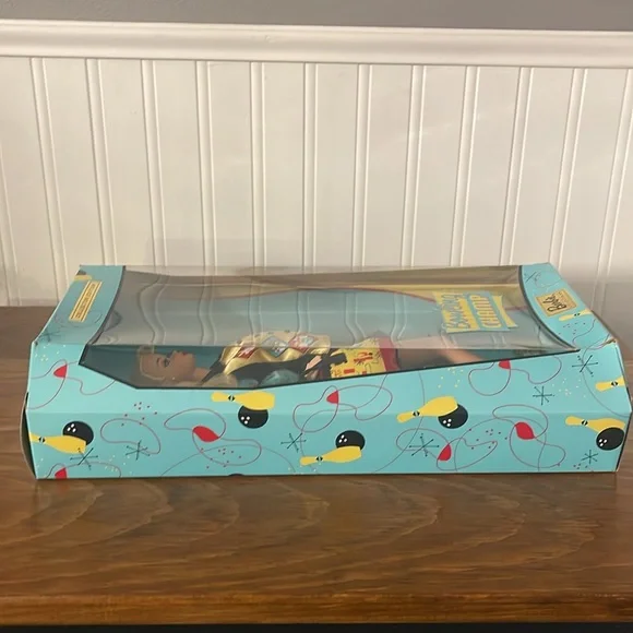 Bowling Champ Barbie - Picture 6 of 7